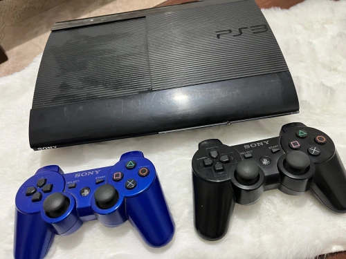 PS3 super slim flaché