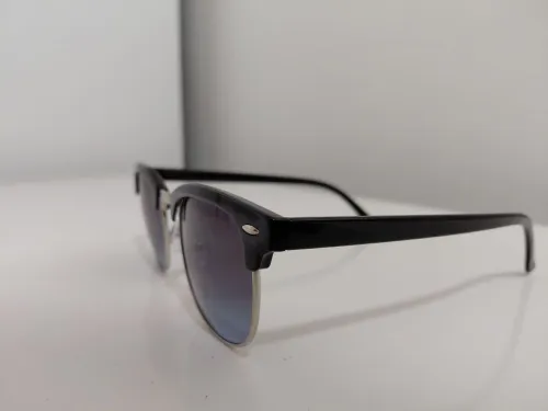  Lunettes de soleil 