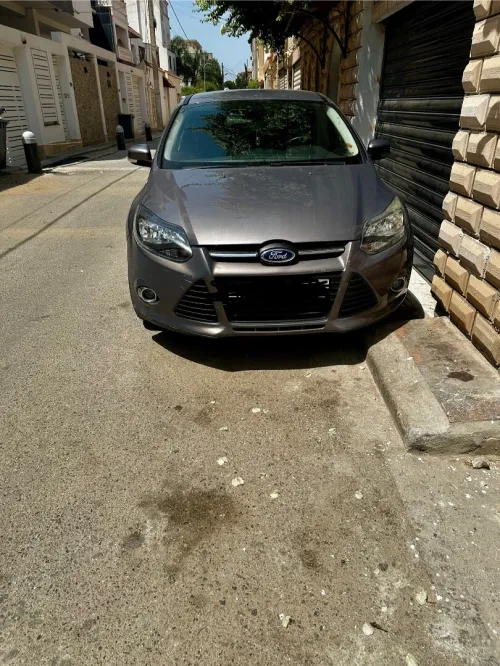Ford Focus 5 portes 2012 Focus 5 portes