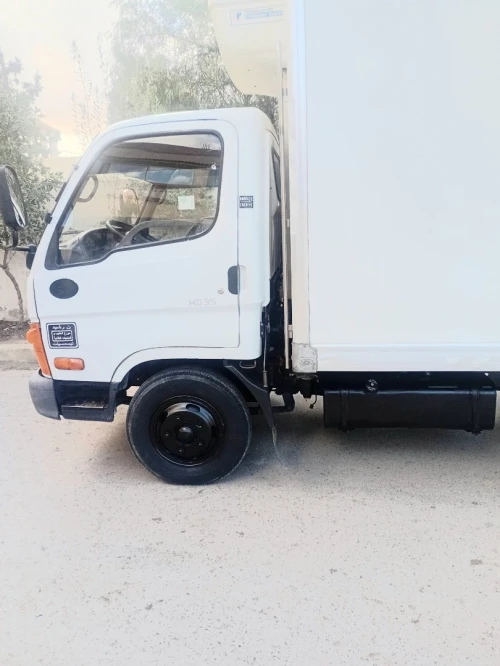 Hyundai hd35 frige Hyundai hd35 frige 2009
