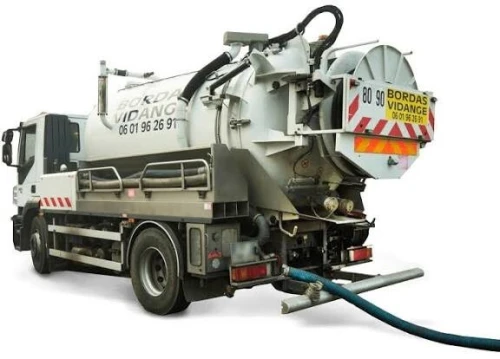 Camion vidange déboucher 