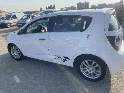 Chevrolet Sonic Hatchback 2014 Sonic Hatchback