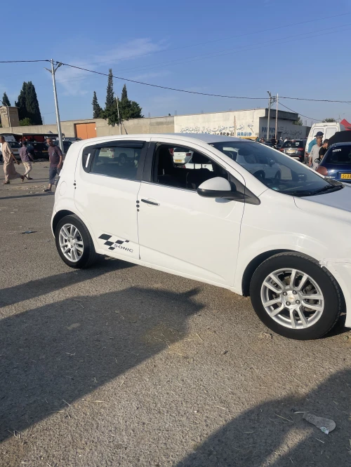 Chevrolet Sonic Hatchback 2014 Sonic Hatchback