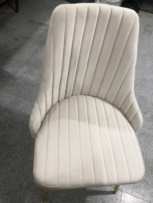 Chaise bois rouge,tissu enté taches