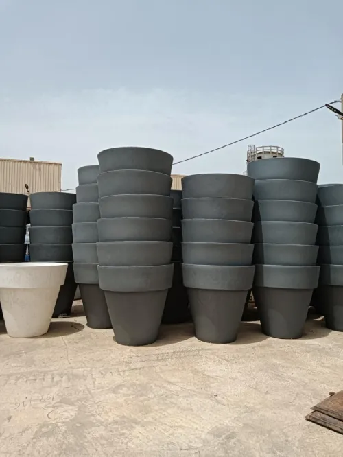 Aménagement floral de terasses avec des pots et plantes d'intérieur et extérieure 0559360090 
