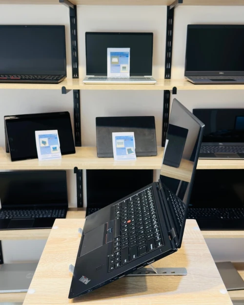 LENOVO ThinkPad X1 Yoga   I7-6500U 8/256 tactile 360