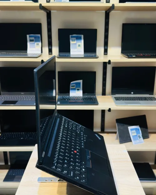 [VENDU] LENOVO ThinkPad P50 (20EQ)   I7-6820HQ  16/256  M1000M 4GB