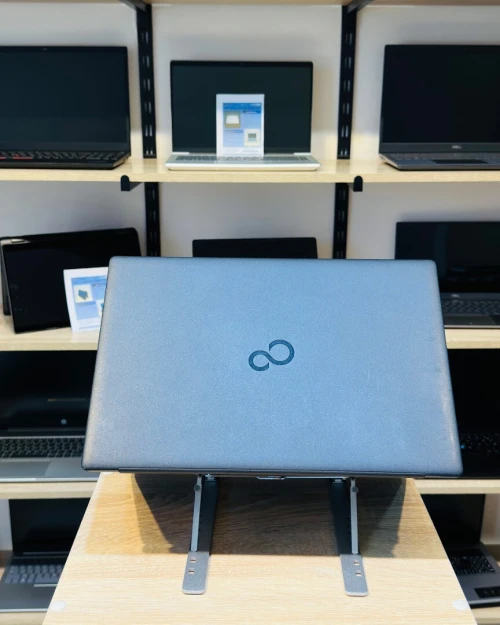 [VENDU] FUJITSU LifeBook A3510    i5-1035G1  8/256