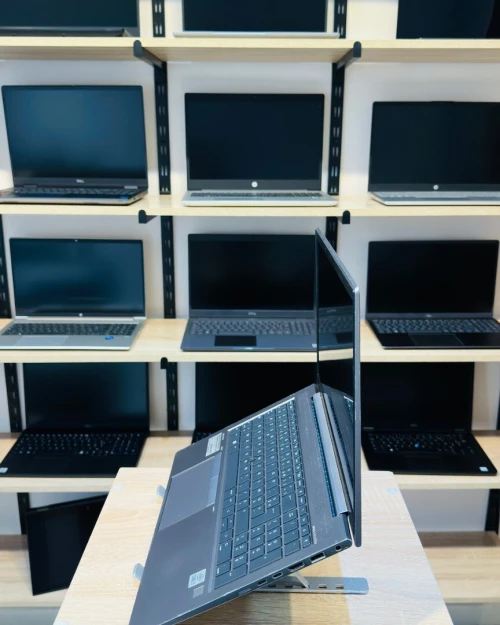 [VENDU] HP ZBook Firefly 15 G7 i7-10510U 16/512 Quadro P520 4GB