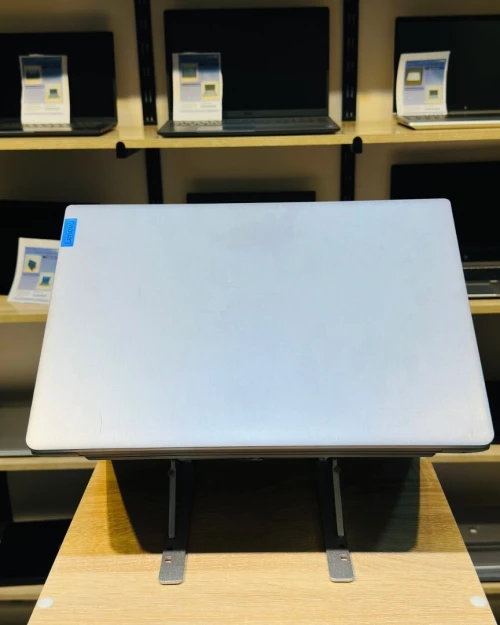 [VENDU] LENOVO IdeaPad 3 17ALC6  R5-5500U 8/256