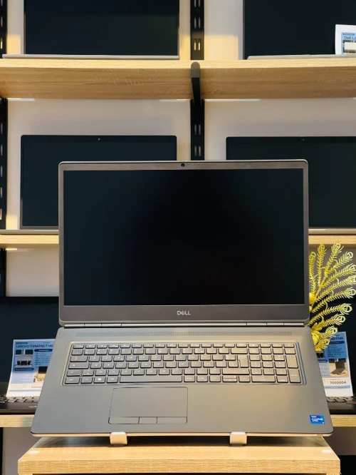[VENDU] Dell Precision 7760 P44E i7-11850H 16/512 t1200