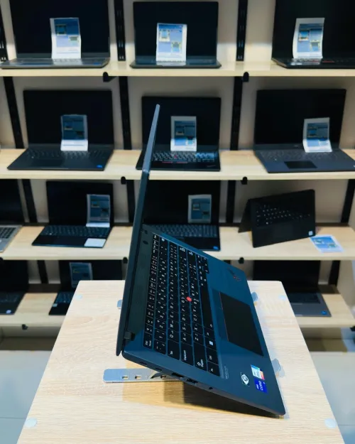 LENOVO ThinkPad T14s Gen 3   i7-1255U   16/512