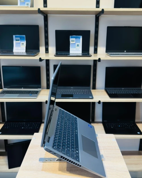 [VENDU] DELL Latitude 5550 (2025)  I5-1345U 16/512