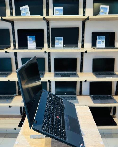 LENOVO ThinkPad L15 Gen 4   R3-7330U Pro  16/256