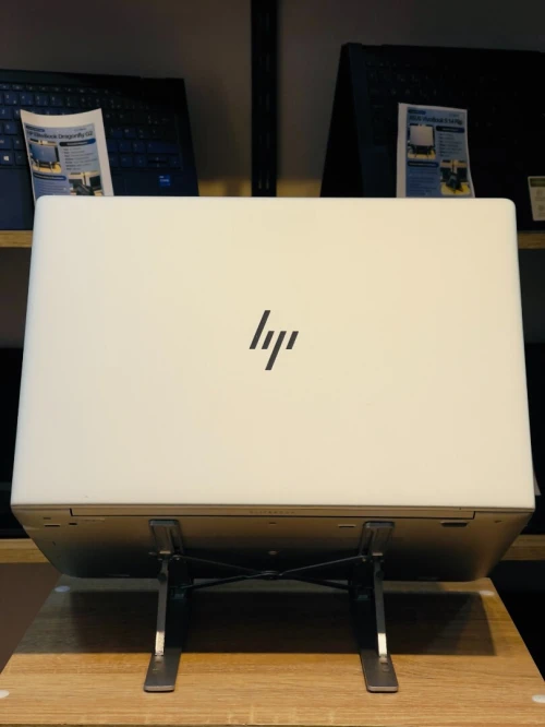 [VENDU] HP EliteBook 850 G5 I5-8250U 16/256 RX 540 2GB