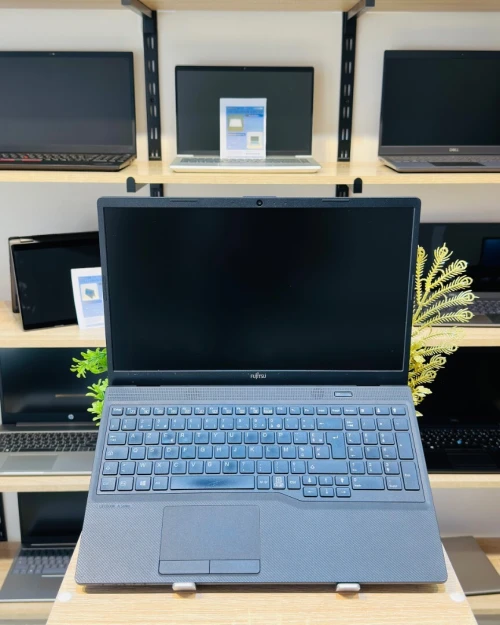 FUJITSU LifeBook A3510   i5-1035G1 8/256