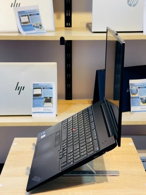 [VENDU] Lenovo ThinkPad E16 Gen 2  Ultra 5-125U 16/512