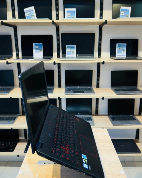 ASUS ROG GL552VW    i5-6300HQ  12/128/1TB    GTX 960M 2GB