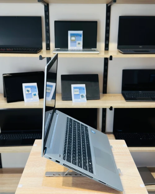 HP ProBook 450 G6  I7-8565U  16/256