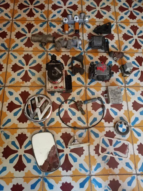 Lot de pièces bmw / Volkswagen/ golf série 6 / Daewoo 