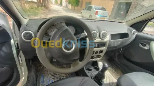 Dacia Logan 2012 