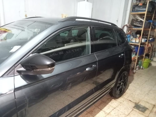 Skoda Karoq 2021 Sport line Black black