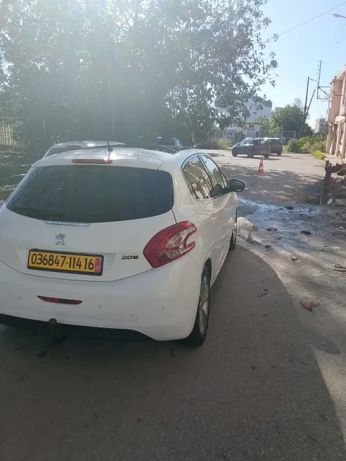 Peugeot 208 2014 Allure