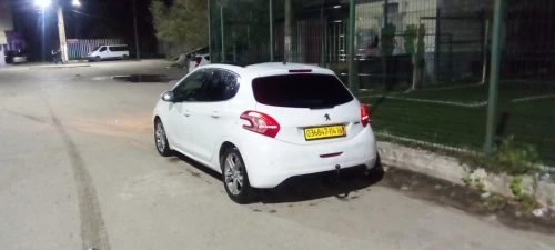 Peugeot 208 2014 Allure