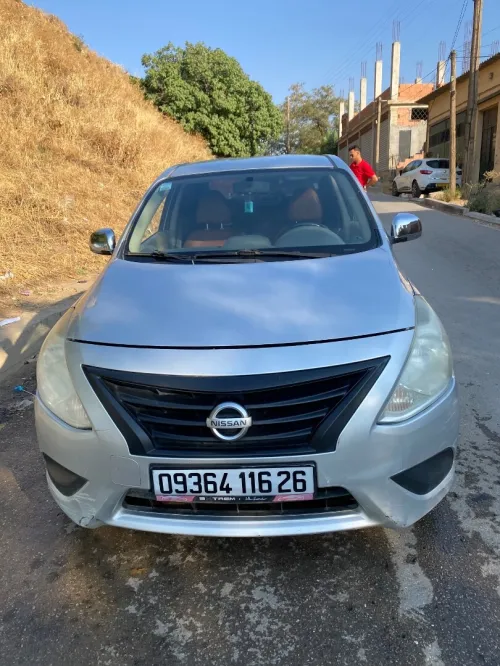 Nissan sunny N17 2016 