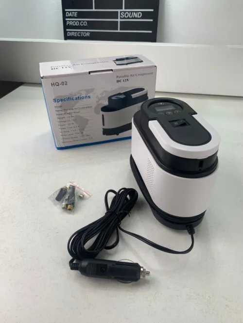 جهاز نفخ العجلات للسيارة Compresseur air Portable 12V 150 PS