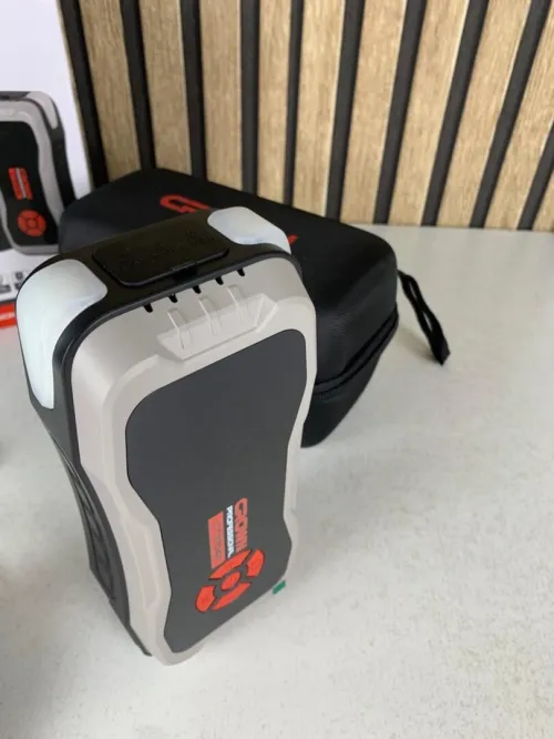 Compresseur De Voiture Avec Booster Batterie 25800mAh CROWN CT37042TB