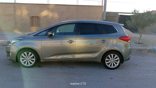 Kia Carens 2015 Premium