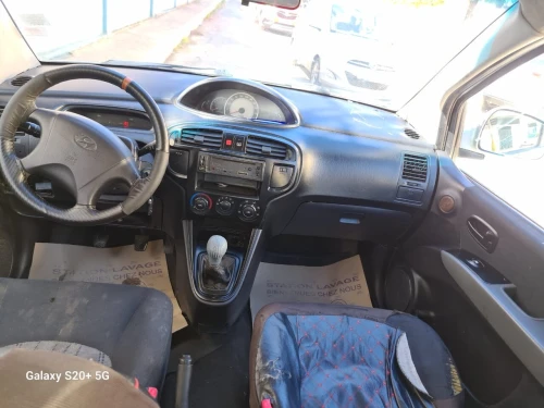 Hyundai Matrix 2010 Matrix