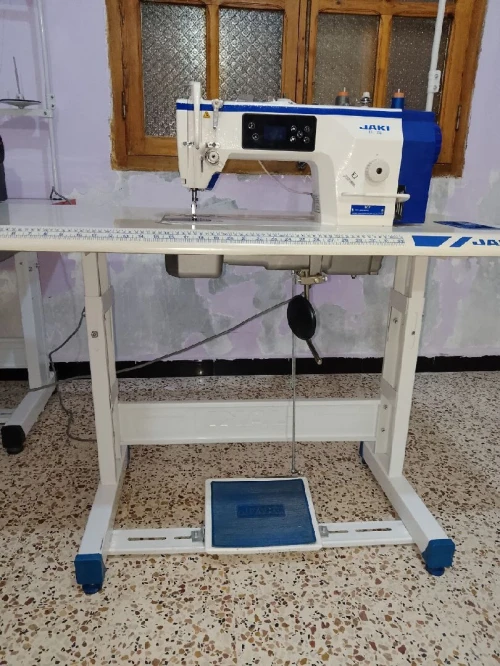 Machine à coudre