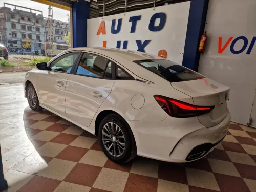 MG MG5 2025 MG5