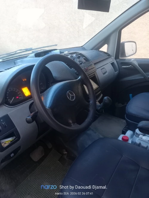 Mercedes Vito police. 2007 فيانو 2