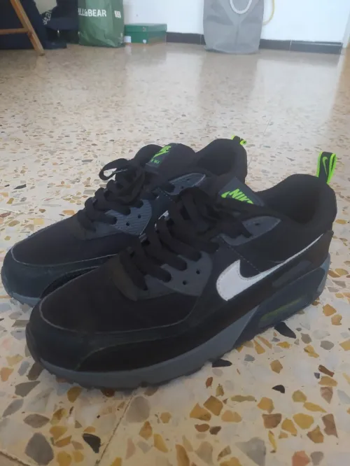 Air max 90 noir et vert