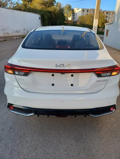 Kia K3 2025 La tout options