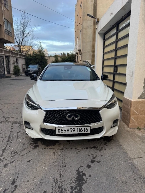 Infiniti Q30s 2016 