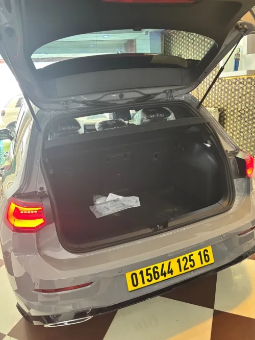 Volkswagen Golf 8 2025 R-Line