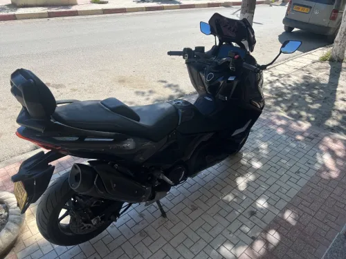 Tmax 562 Tmax 562 2023