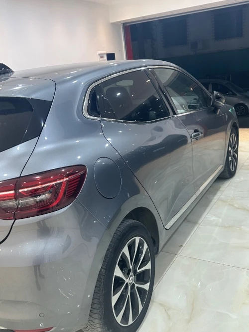 Renault clio4 2023 intos