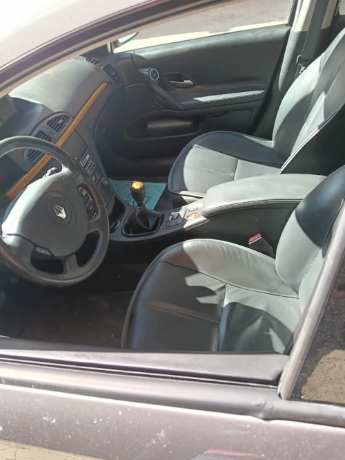 Renault Laguna 2 2002 Initiale
