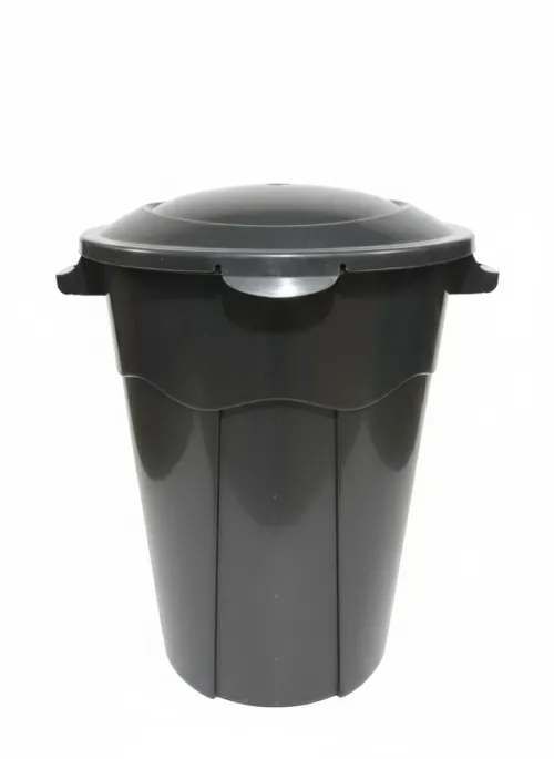 LES POUBELLES AVEC COUVERT