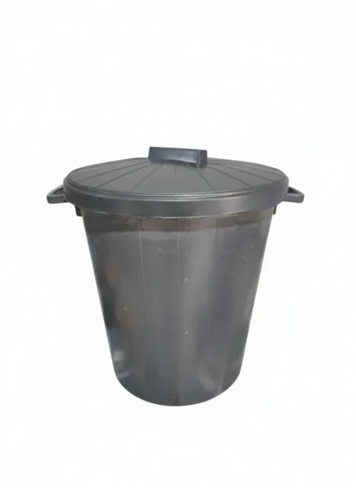LES POUBELLES AVEC COUVERT