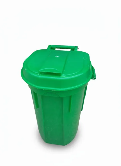 LES POUBELLES EN PLASTIQUE