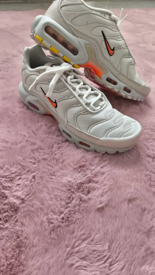 Nike tn