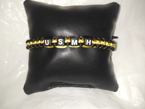 Bracelets / أساور