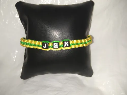 Bracelets / أساور
