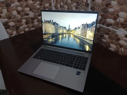 HP ZBOOK